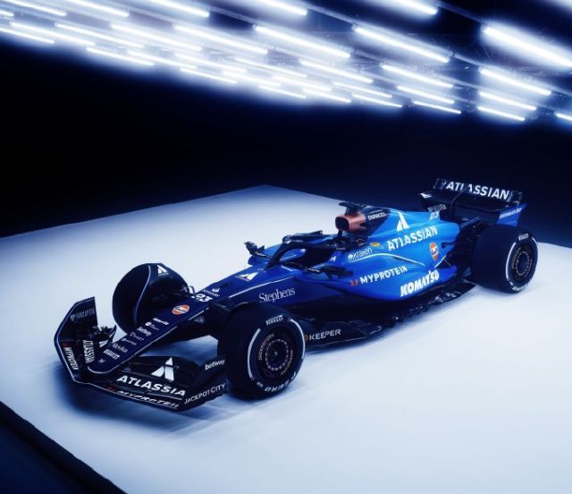 红牛车队力克索伯车队,塞恩斯扛起全队 红牛车队力克索伯车队,塞恩斯扛起全队