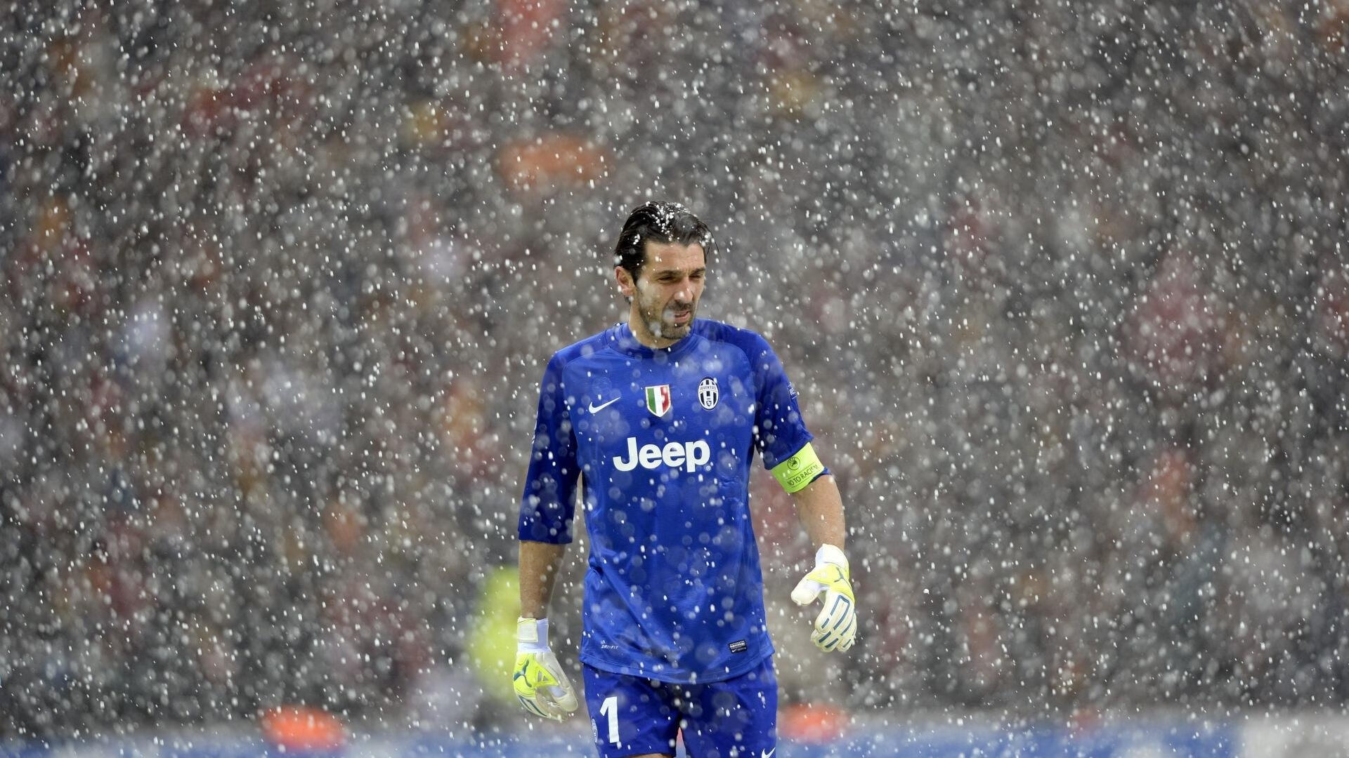 德甲争冠战之夜，罗德里戈的沉默与一座城市的呐喊