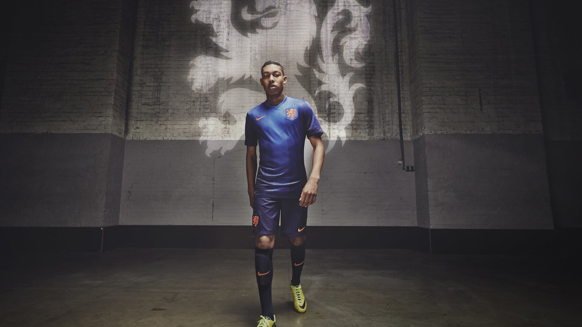 马赛打穿洪都拉斯,布雷默,那个在废墟上重建秩序的关键先生