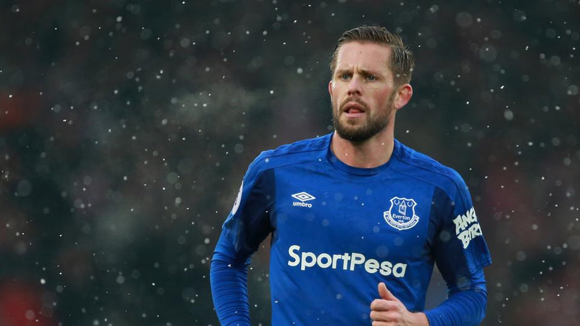 雄鹿终结爵士连胜，保罗化身关键先生定乾坤